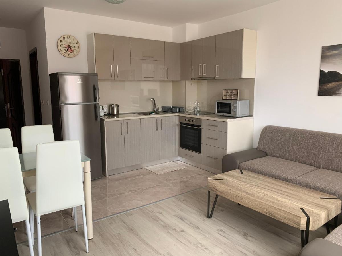 Sunny days luxury apartment Pomorie Bagian luar foto