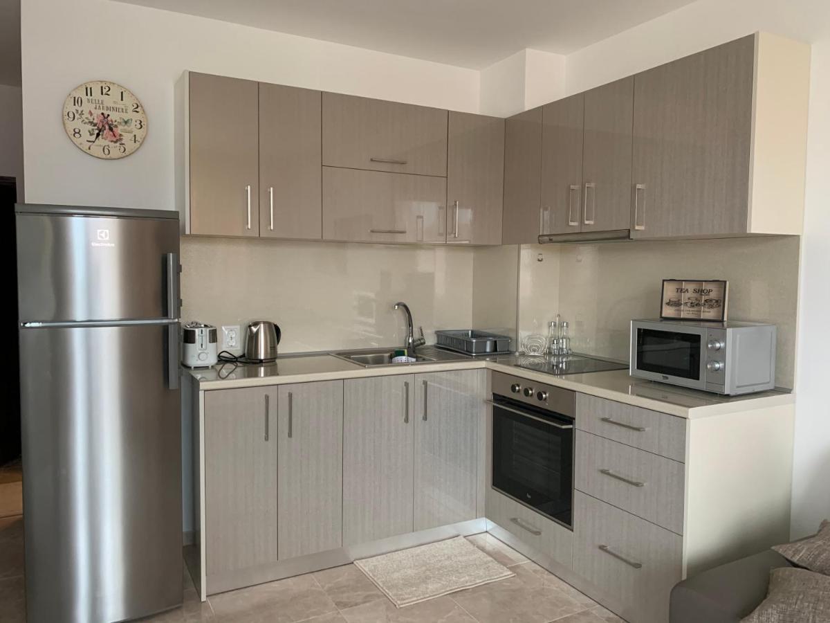 Sunny days luxury apartment Pomorie Bagian luar foto